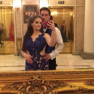 Meet your Posher, Hope